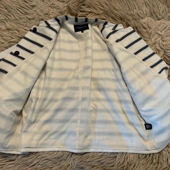 SALE! Lafayette 148 New York Striped Short Sleeve Jacket size Large - Picture 12 of 14